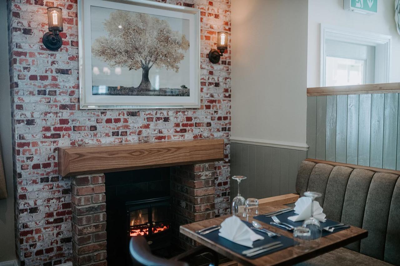 The Royal Oak Hotel Heckington Екстериор снимка